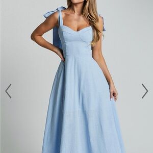 Elegant Light Blue Sleeveless Dress